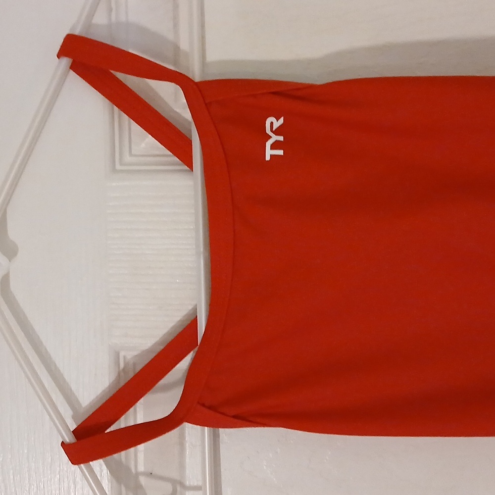 TYR suit - Picture 2 of 11